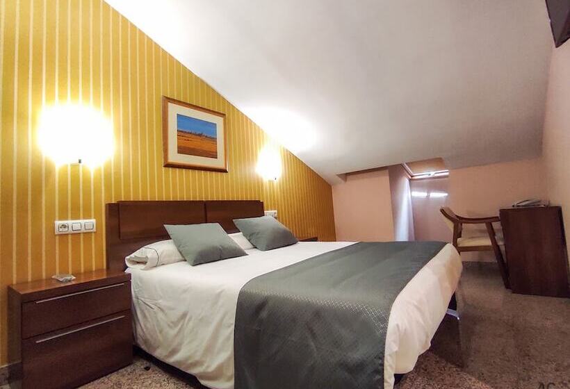 기본룸, Arcos Catedral