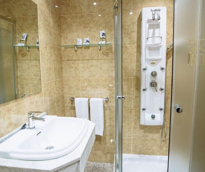 기본룸, Arcos Catedral