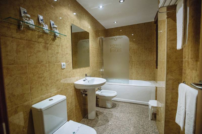 스탠다드 룸, Arcos Catedral