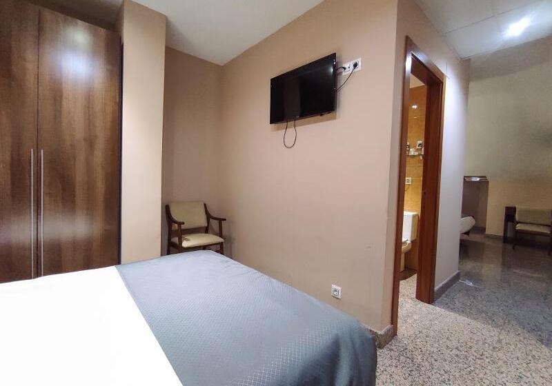 4인용 스탠다드 룸, Arcos Catedral