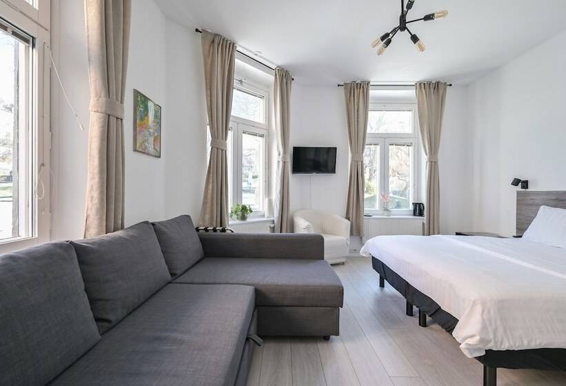 غرفة قياسية رباعية, Bema