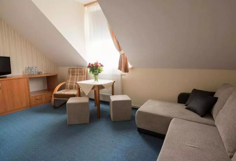 Chambre Triple Standard, Daria