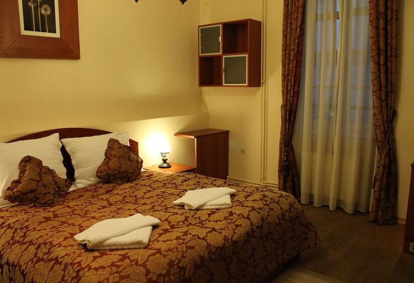 标准间, Enjoy Inn