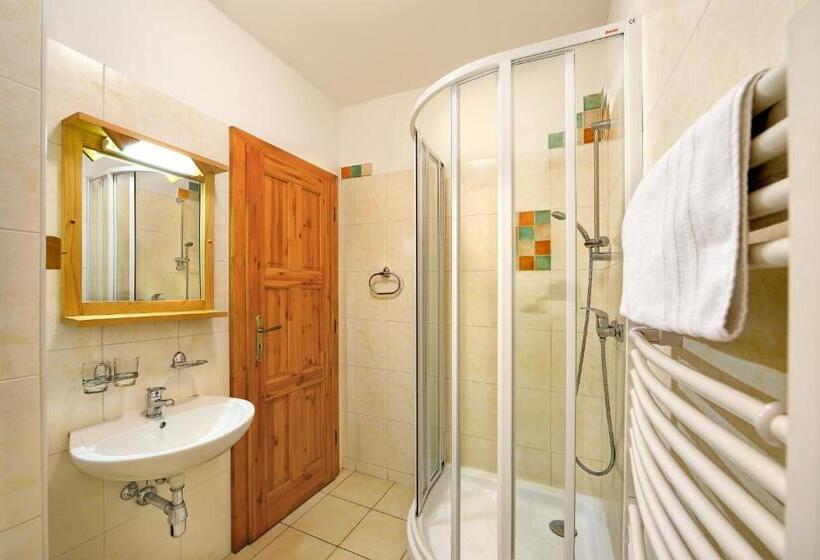 Quarto Deluxe, Garni Myší Díra