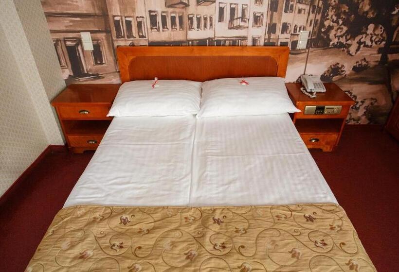 اتاق استاندارد, Gotyk