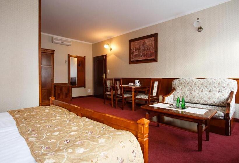 اتاق لوکس, Gotyk