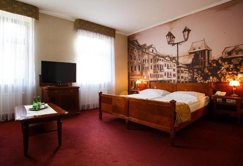 اتاق لوکس, Gotyk