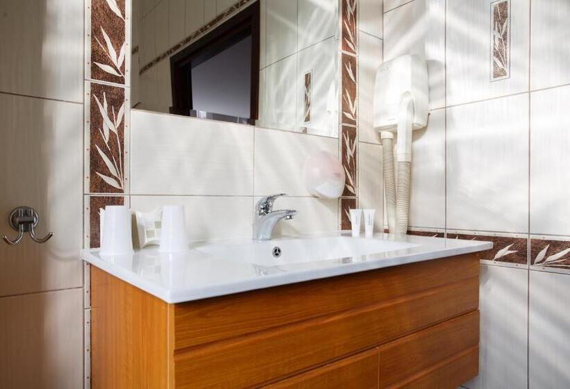 اتاق لوکس, Gotyk