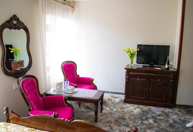 اتاق استاندارد, Gotyk