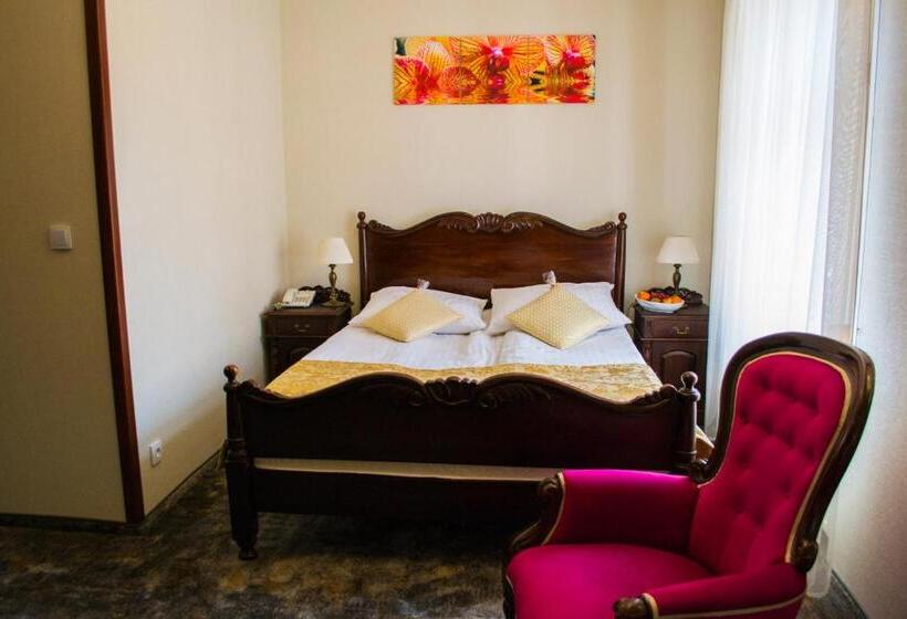 اتاق استاندارد, Gotyk