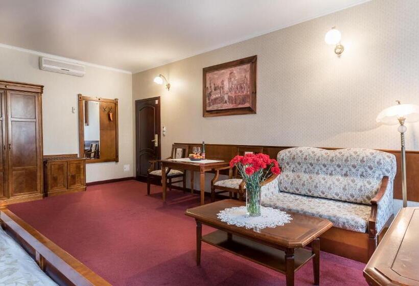 اتاق لوکس, Gotyk