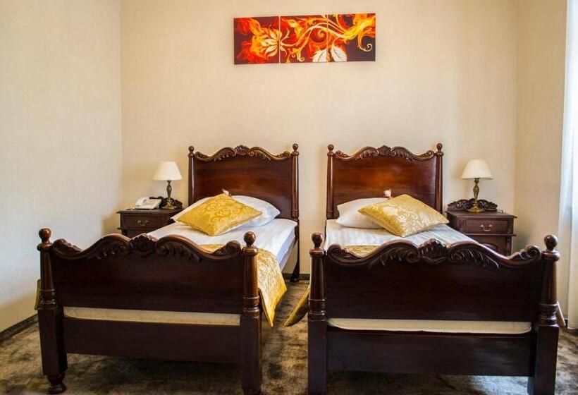 اتاق استاندارد, Gotyk