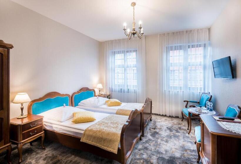 اتاق استاندارد, Gotyk