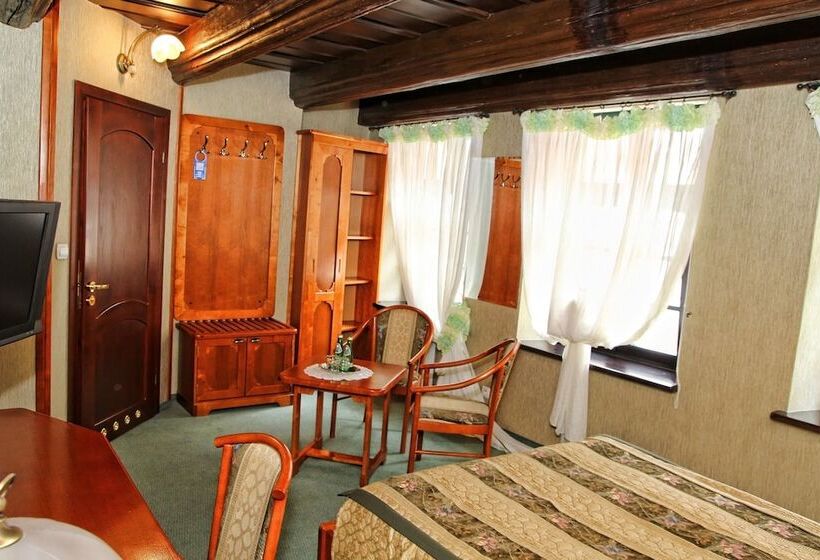 اتاق استاندارد, Gotyk