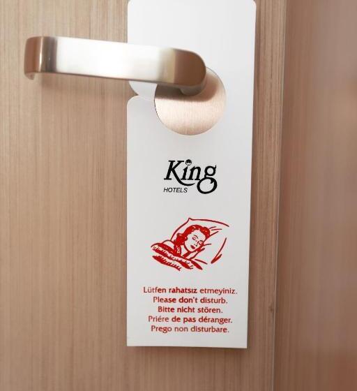 اتاق استاندارد, Atakule King