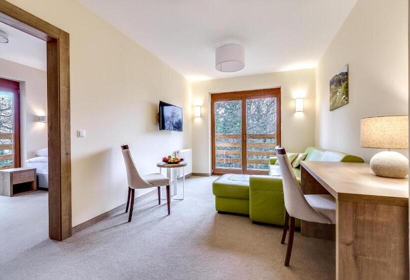 Апартаменты 2 Спальни, Zamek Księża Góra