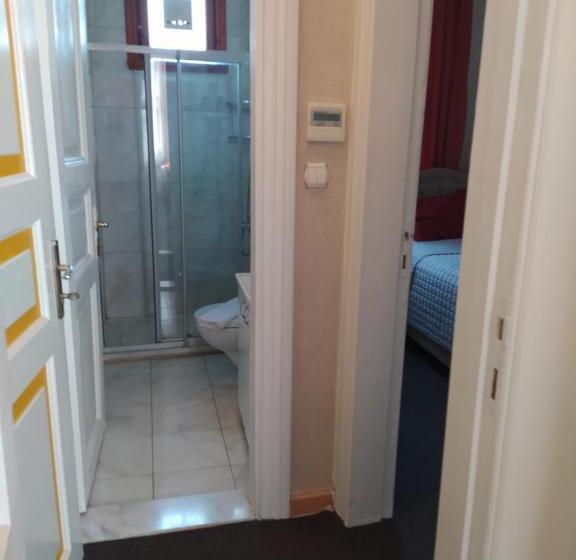 اتاق استاندارد سه نفره, Le Safran Suite