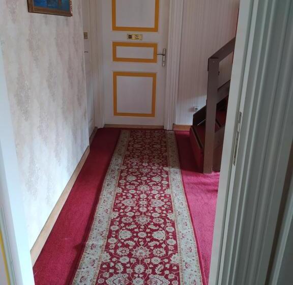 اتاق خانوادگی, Le Safran Suite