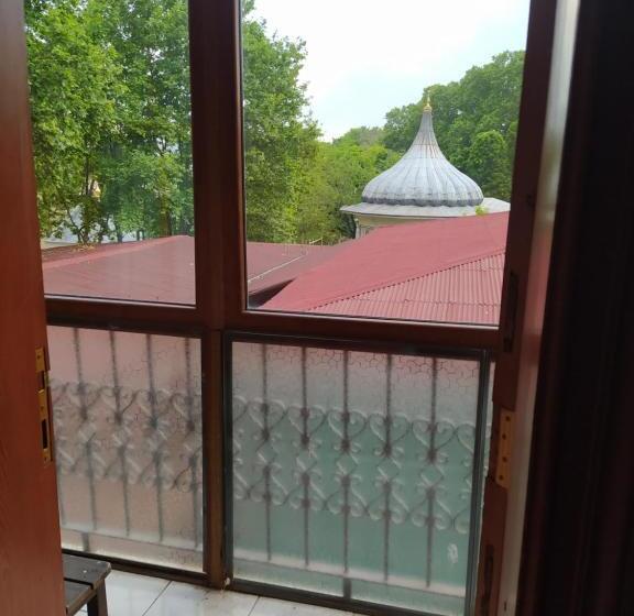 اتاق خانوادگی, Le Safran Suite