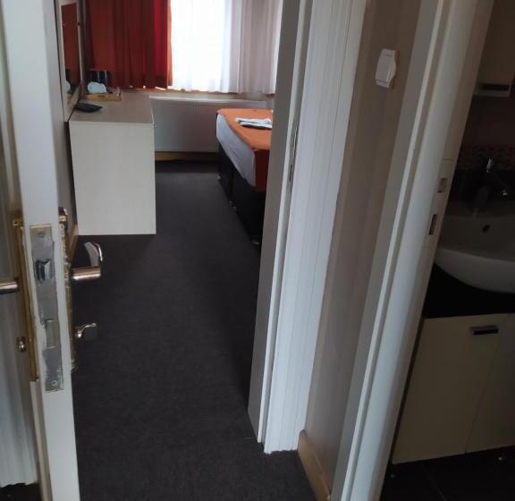 اتاق خانوادگی, Le Safran Suite