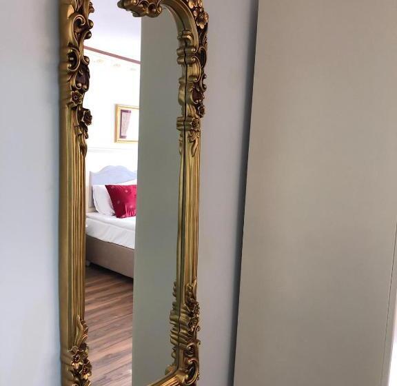 اتاق سوپریور با تخت بزرگ, Le Safran Suite