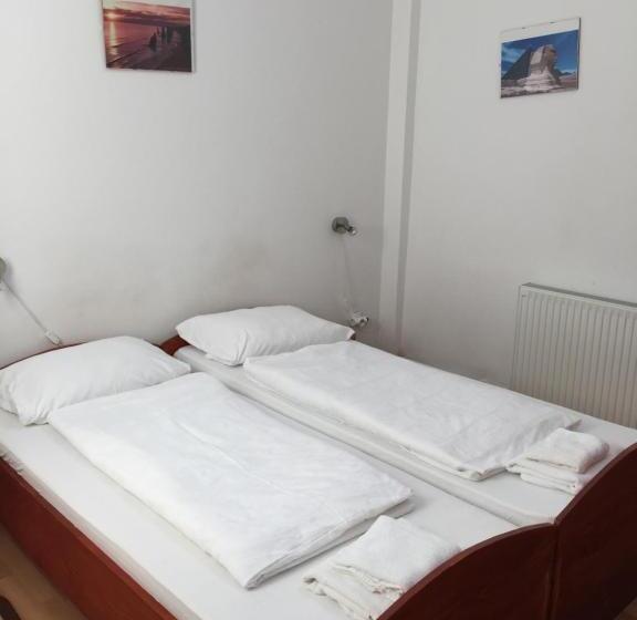 스탠다드 룸, Pensiunea Kristine Sibiu