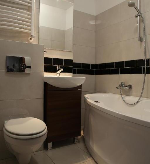 اتاق لوکس یک تخته, Sunny