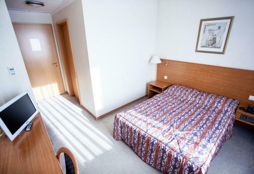 غرفة قياسية فردية, Szydłowski