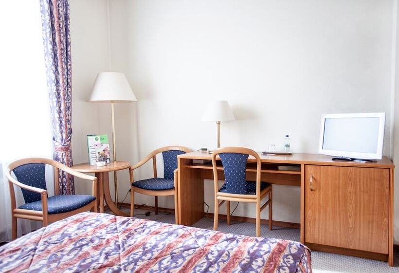 غرفة قياسية فردية, Szydłowski