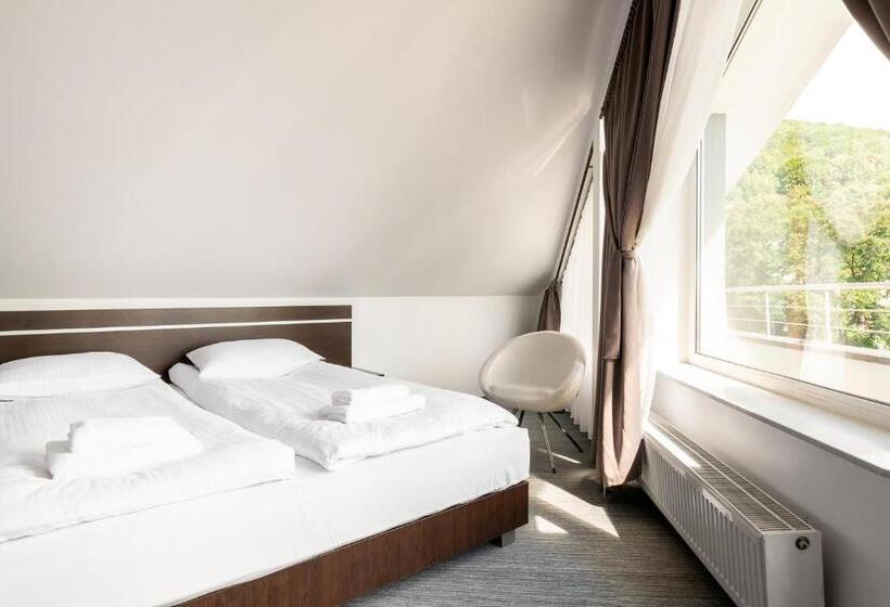 Quarto Deluxe com Sacada, Wilga