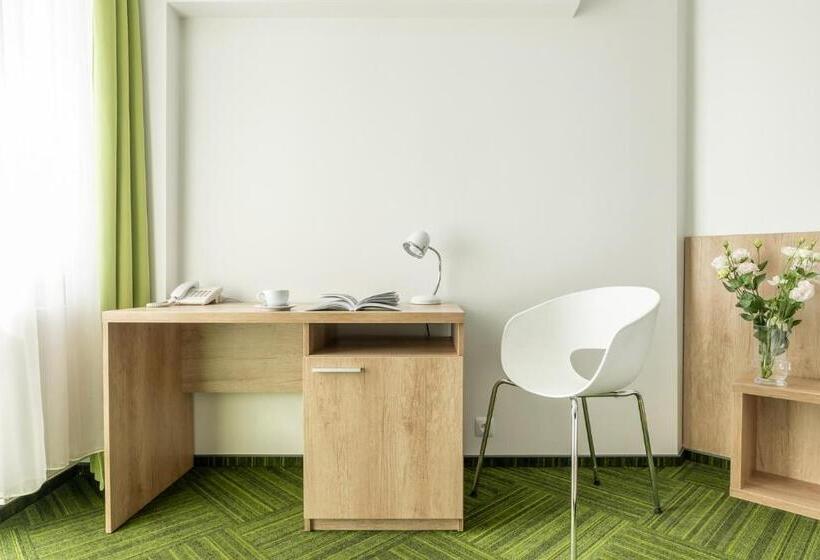 اتاق پرمیوم, Wilga