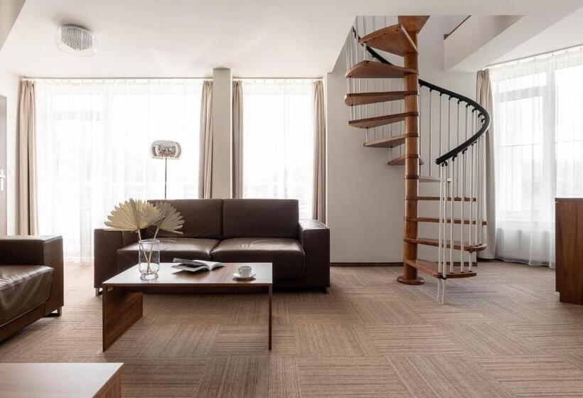 آپارتمان دوبلکس 1 خوابه, Wilga