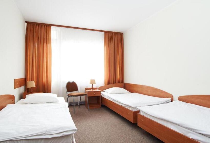 Номер Стандарт Трехместный, Obiekt Hotelarski Patron