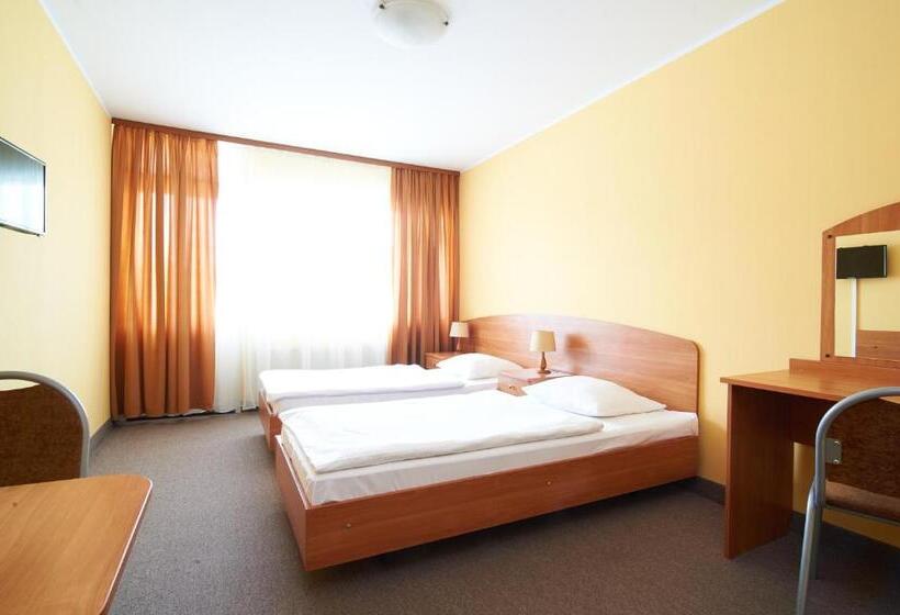 Номер Стандарт, Obiekt Hotelarski Patron