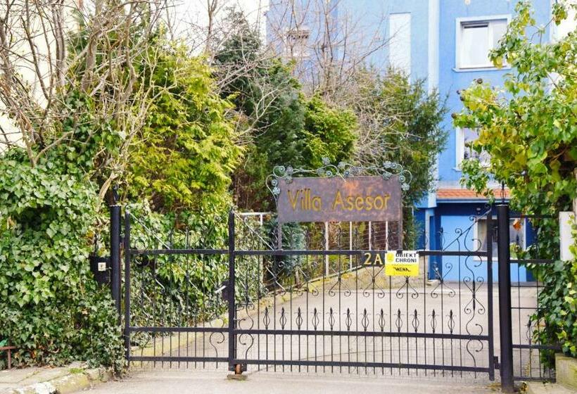 Номер Стандарт, Villa Asesor