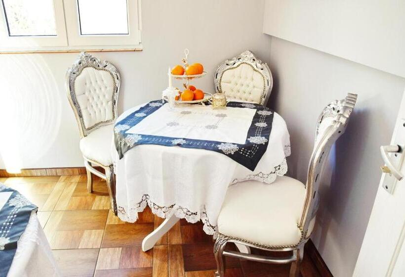Номер Стандарт, Villa Asesor