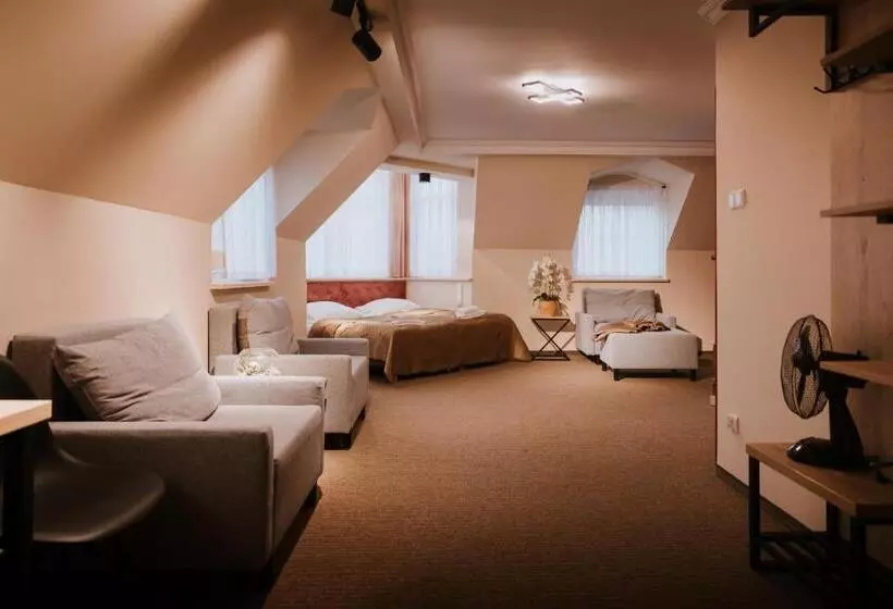 اتاق استاندارد چهار تخته, Villa Palladium