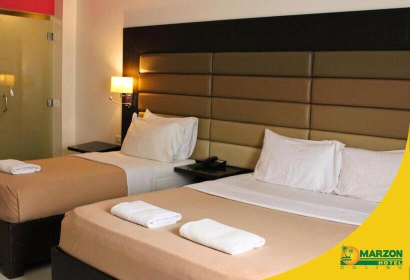 디럭스 트리플 룸, Marzon Hotel Kalibo