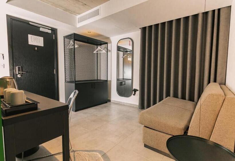 اتاق راحتی سه تخته, Ikyk Hotel Ik Collection