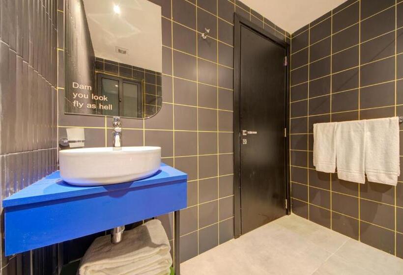 اتاق لوکس با وان آب گرم, Ikyk Hotel Ik Collection