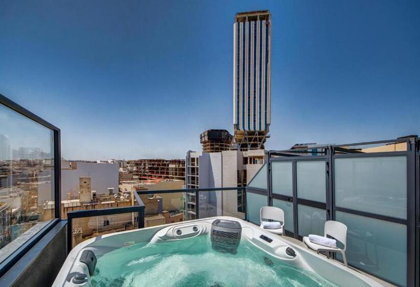 اتاق لوکس با وان آب گرم, Ikyk Hotel Ik Collection