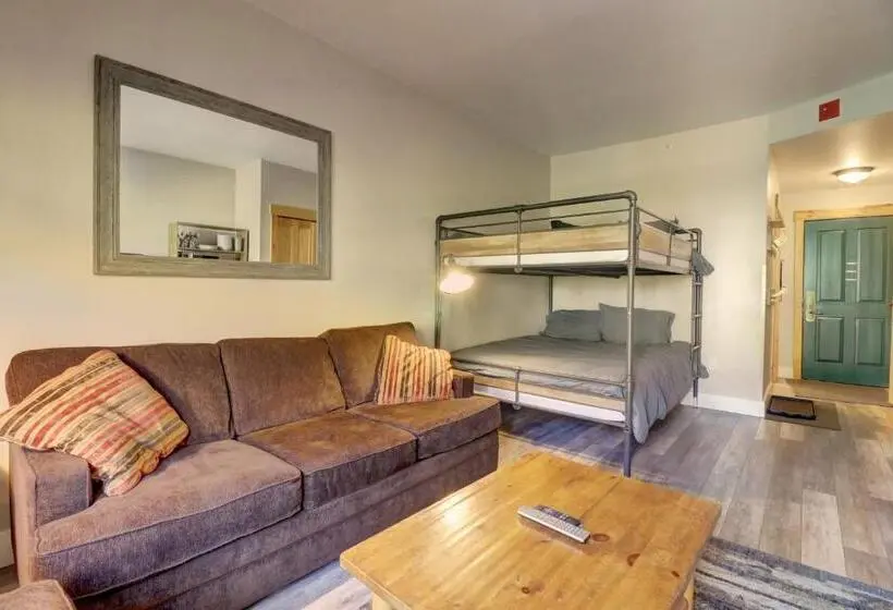 ファミリールーム, Tm225a Tucker Mtn Lodge Hotel Room