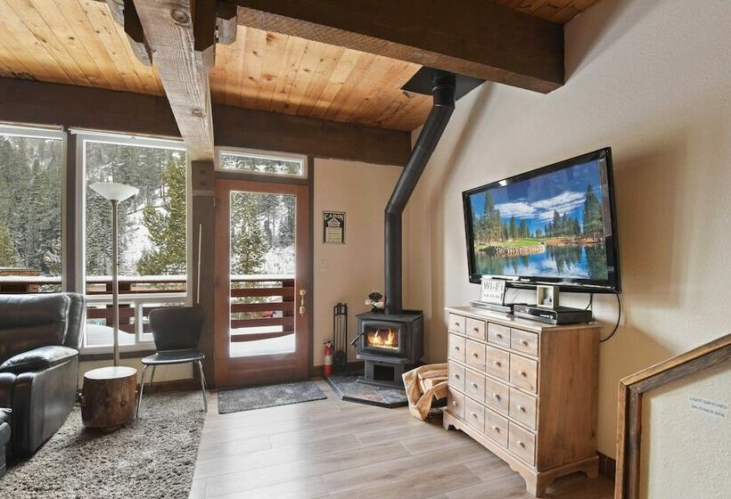 خانه 1 خوابه, Alpine Manor Retreat Mountain Relaxation