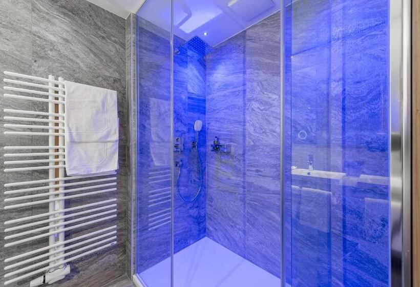 סוויטה, Aktiv & Wellnesshotel Bergfried