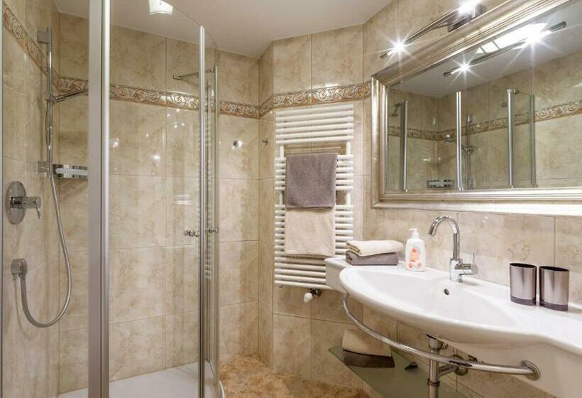 침실 2개 아파트, Bergheim