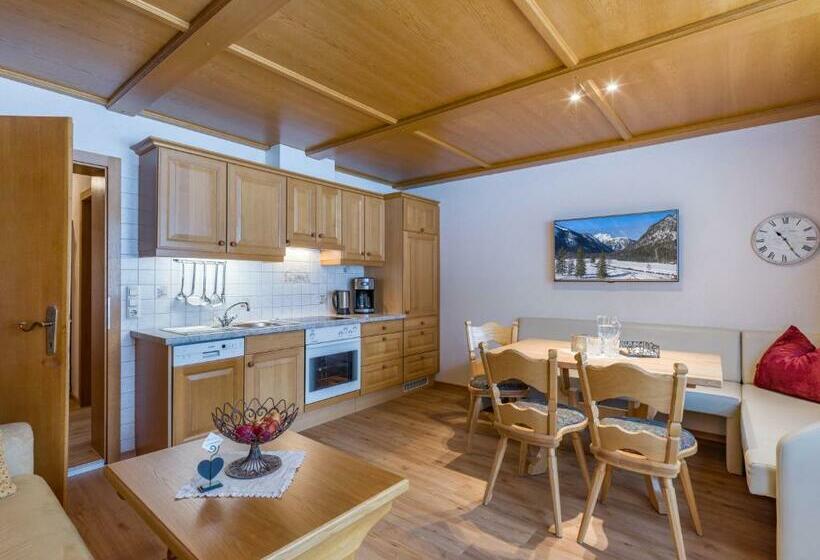 침실 2개 아파트, Bergheim