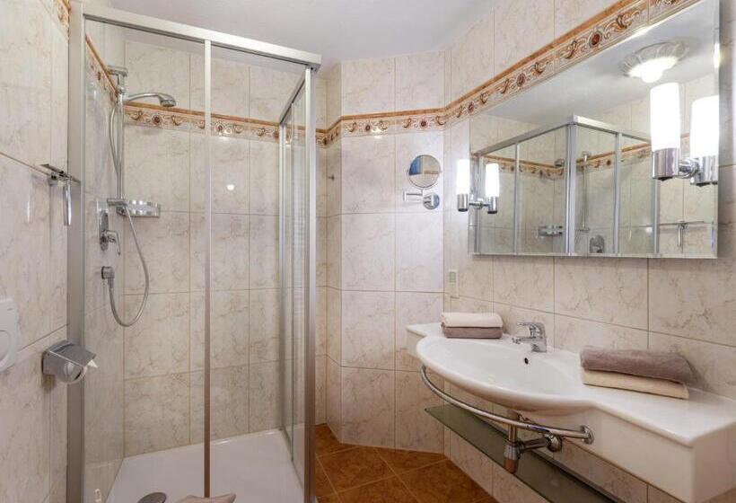 침실 2개 아파트, Bergheim