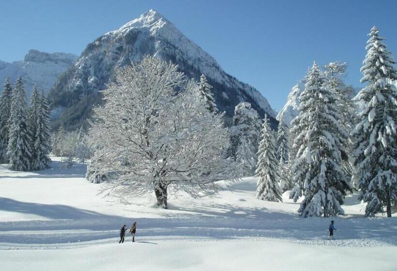 침실 2개 아파트, Bergheim