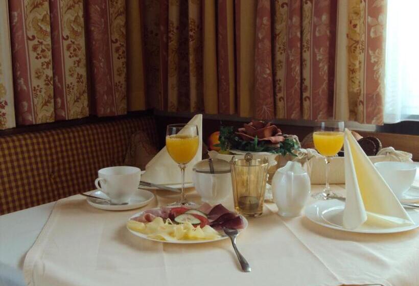 스탠다드 트리플 룸, Bergheim