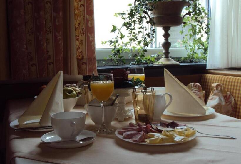 스탠다드 트리플 룸, Bergheim